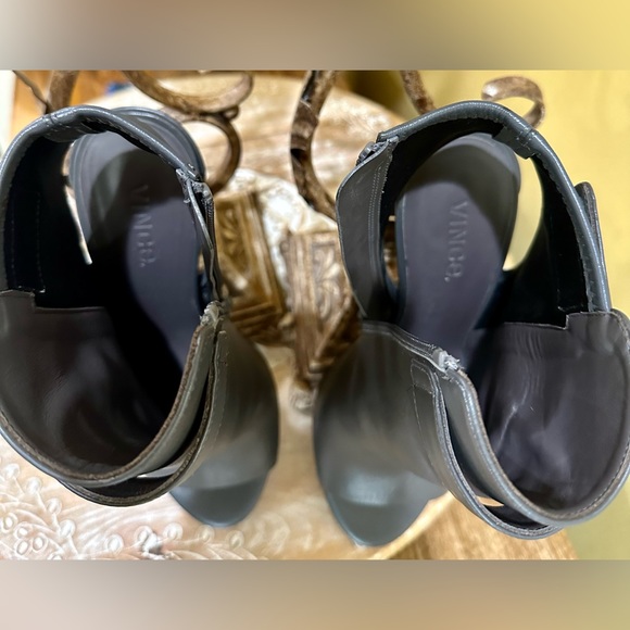 EUC Vince “Bringham” Heeled Sandal Booties in Grey. Near New Condition. Size 8 - Picture 7 of 9